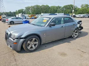 Chrysler 300C 5.7L 8 2006