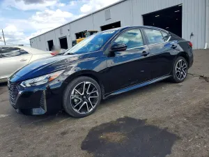 Nissan Sentra 2.0L 4 2025