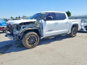 Toyota Tundra 3.4L 6 2023