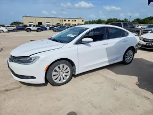 Chrysler 200 2.4L 4 2015