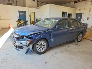 Volkswagen Jetta 1.4L 4 2019