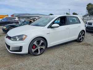 Volkswagen Golf 2L 4 2016
