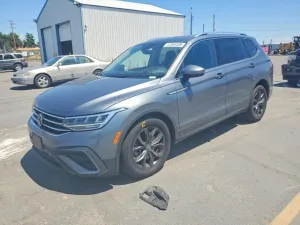 Volkswagen Tiguan 2.0L 4 2024
