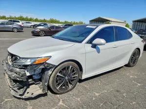 Toyota Camry 2.5L 4 2018