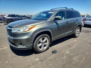 Toyota Highlander 3.5L 6 2016