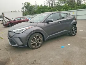 Toyota C-HR 2.0L 4 2022