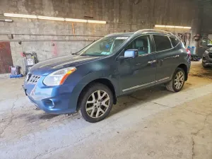 Nissan Rogue 2.5L 4 2012