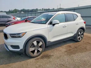 Volvo XC40 2.0L 4 2019