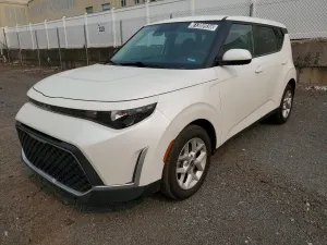 Kia Soul 2.0L 4 2023