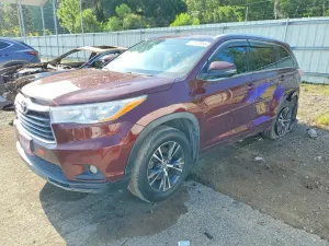 Toyota Highlander 3.5L 6 2016