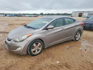 Hyundai Elantra 1.8L 4 2012