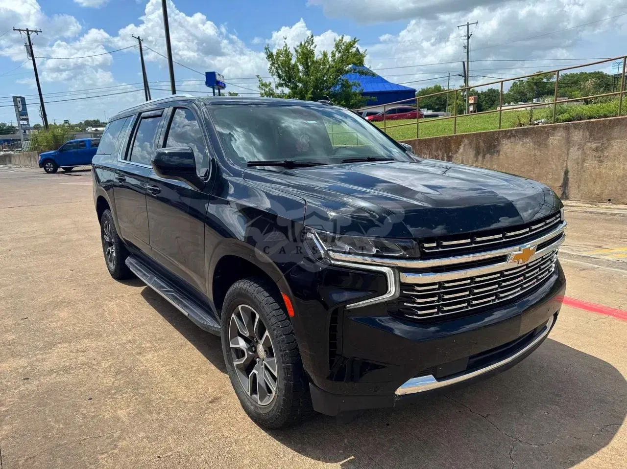 Chevrolet Suburban 5.3L 8 2023
