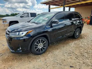 Toyota Highlander 3.5L 6 2017