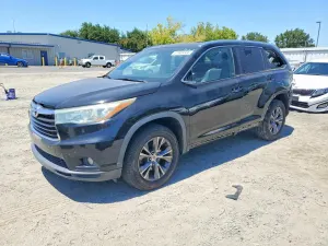 Toyota Highlander 3.5L 6 2015