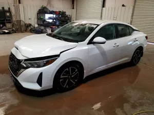 Nissan Sentra 2.0L 4 2025