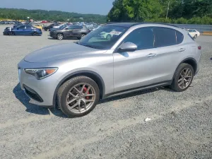 Alfa Romeo Stelvio 2.0L 4 2018