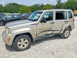 Jeep Liberty 3.7L 6 2011