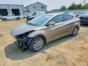 Hyundai Elantra 1.8L 4 2015