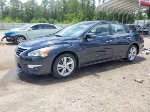 Nissan Altima 2.5L 4 2015