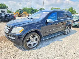 Mercedes-Benz GL 5.5L 8 2011