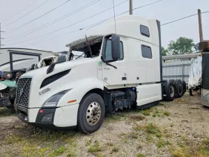 Volvo VN 12.8L 6 2024