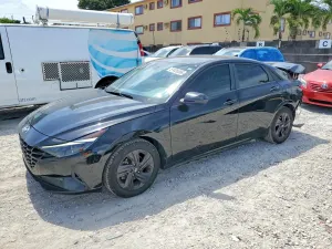Hyundai Elantra 2.0L 4 2023