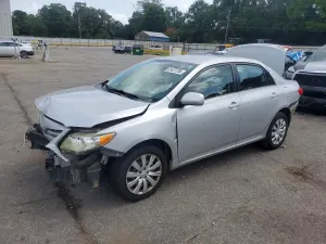Toyota Corolla 1.8L 4 2013