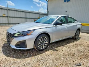 Nissan Altima 2.5L 4 2026