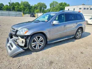 Mercedes-Benz GL 4.6L 8 2011