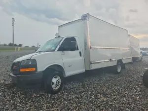 GMC Savana 6.6L 8 2022
