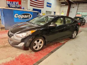 Hyundai Elantra 1.8L 4 2013