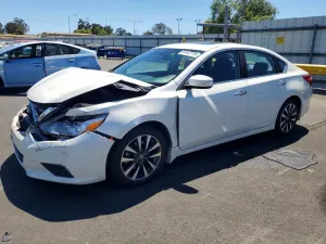 Nissan Altima 2.5L 4 2016