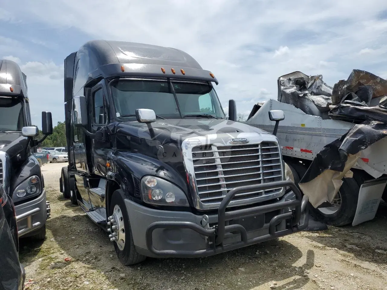 Freightliner Cascadia 14.8L 6 2015