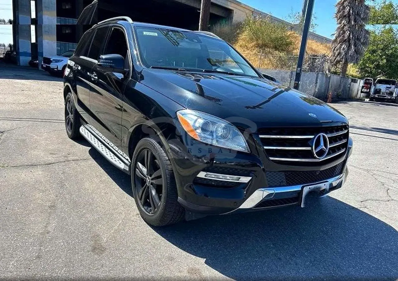 Mercedes-Benz ML 3.5L 6 2015