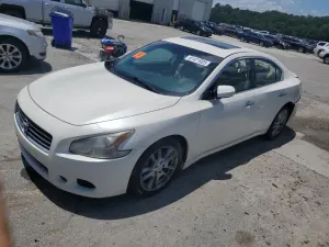 Nissan Maxima S 3.5L 6 2010