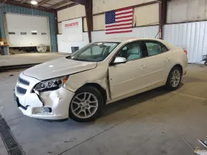 Chevrolet Malibu 2.4L 4 2013