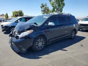 Toyota Sienna 3.5L 6 2019