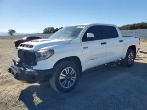 Toyota Tundra 5.7L 8 2018