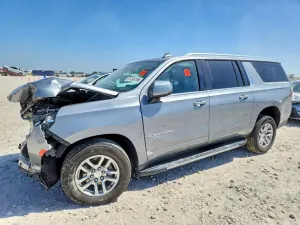 Chevrolet Suburban 5.3L 8 2023