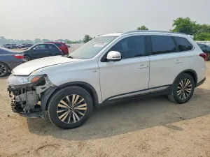 Mitsubishi Outlander 3.0L 6 2020