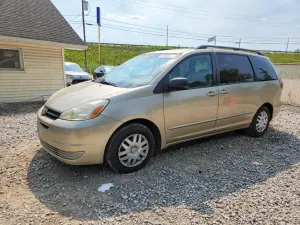 Toyota Sienna 3.3L 6 2004