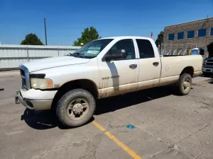 Dodge RAM 5.7L 8 2004