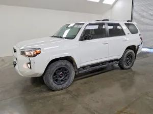 Toyota 4Runner 4.0L 6 2020