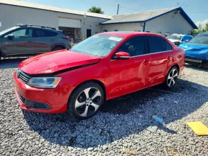 Volkswagen Jetta 2.0L 4 2013