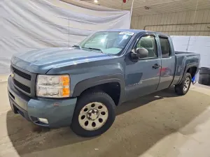 Chevrolet Silverado 1500 4.3L 6 2011