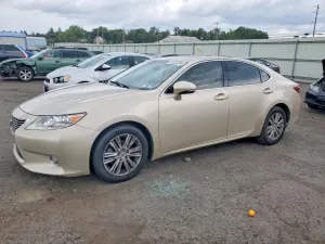 Lexus ES 3.5L 6 2015