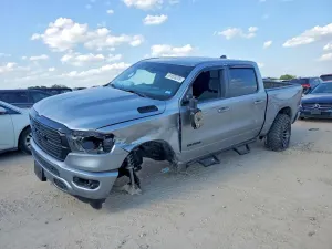 RAM 1500 5.7L 8 2021