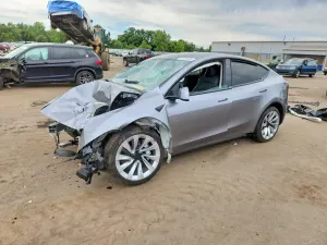 Tesla Model Y 2026