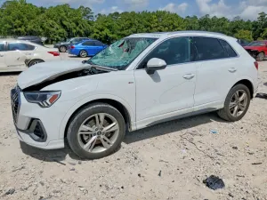 Audi Q3 2.0L 4 2021