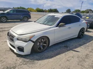 Infiniti Q50 3.7L 6 2014